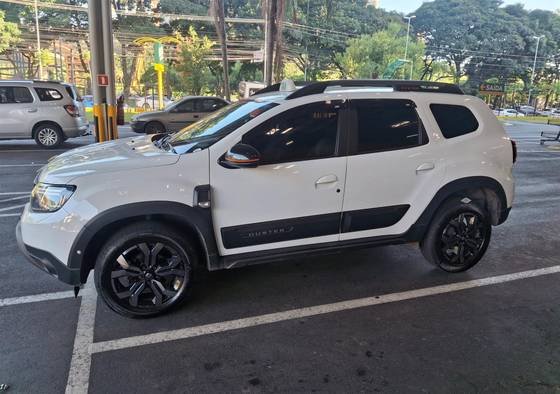 RENAULT DUSTER 1.6 16V SCE FLEX ICONIC PLUS X-TRONIC